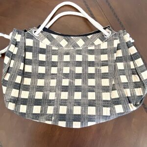NWOT rare &unique checkered board pattern-woven drawstring thick braided handles